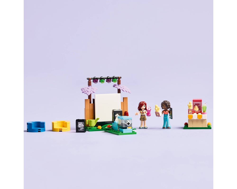 LEGO® Friendship Movie Night 42642