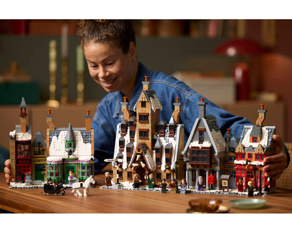 LEGO® Hogsmeade™ Village – Collectors' Edition 76457