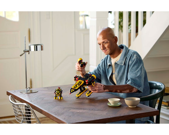 LEGO® Blacktron Renegade 10355