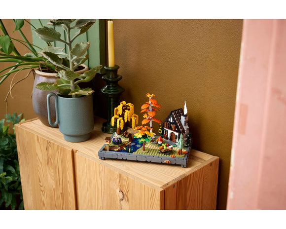 LEGO® Autumn Cottage Garden 11372
