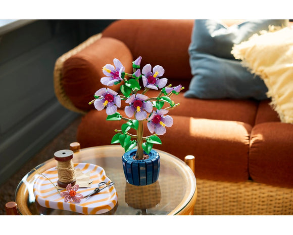 LEGO® Hibiscus 10372