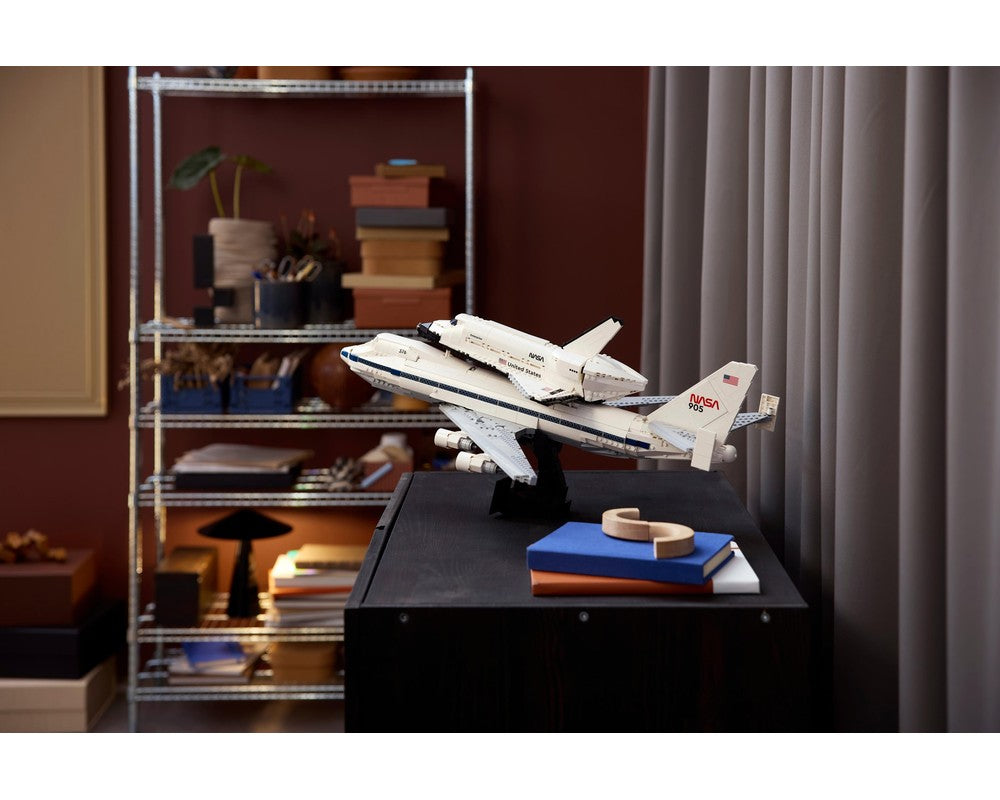 LEGO® Shuttle Carrier Aircraft 10360