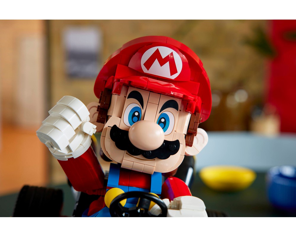 LEGO® Mario Kart™ – Mario & Standard Kart 72037
