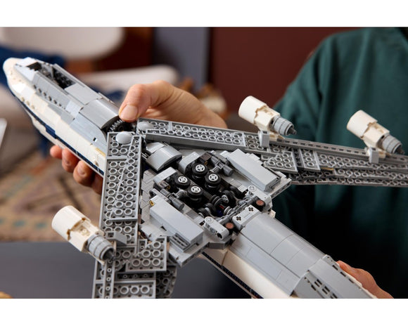 LEGO® Shuttle Carrier Aircraft 10360