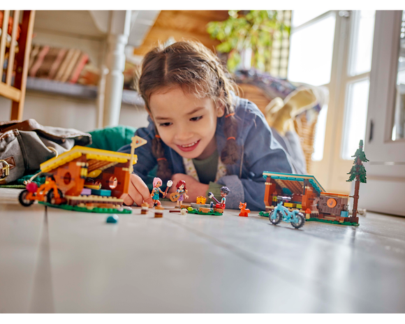 LEGO® Adventure Camp Cozy Cabins 42624
