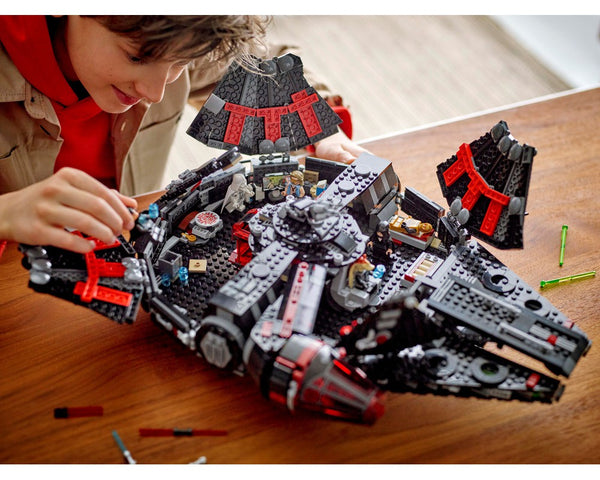 LEGO® The Dark Falcon 75389