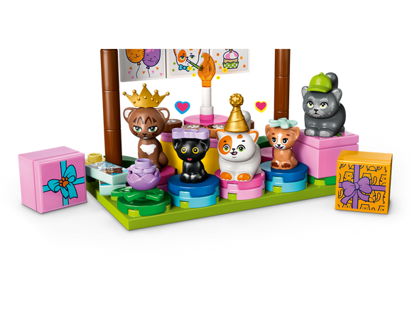 LEGO® Cat Birthday Party & Tree House 42666
