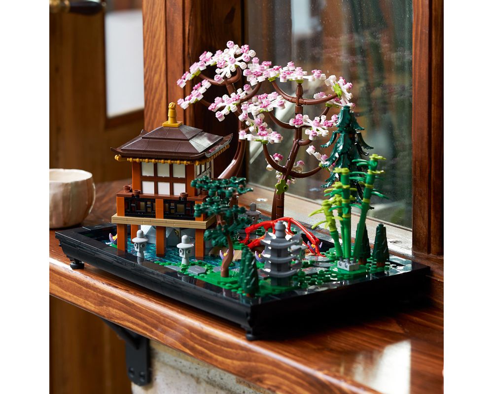 LEGO® Tranquil Garden 10315