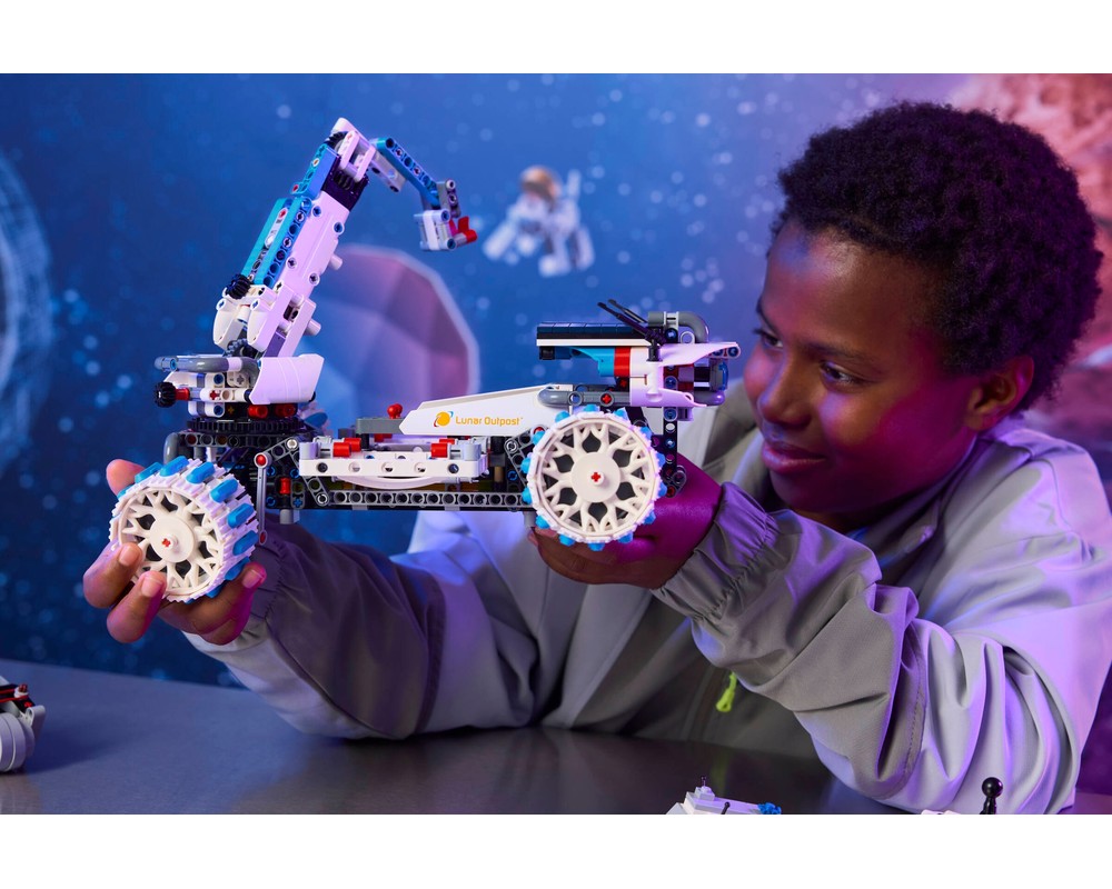 LEGO® Lunar Outpost® Moon Rover Space Vehicle 42211