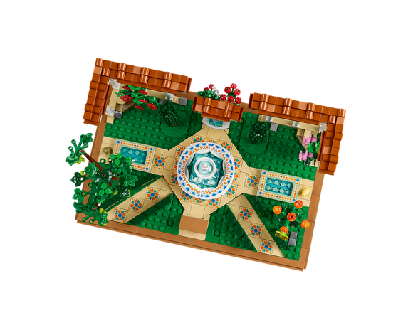 LEGO®  Fountain Garden 10359