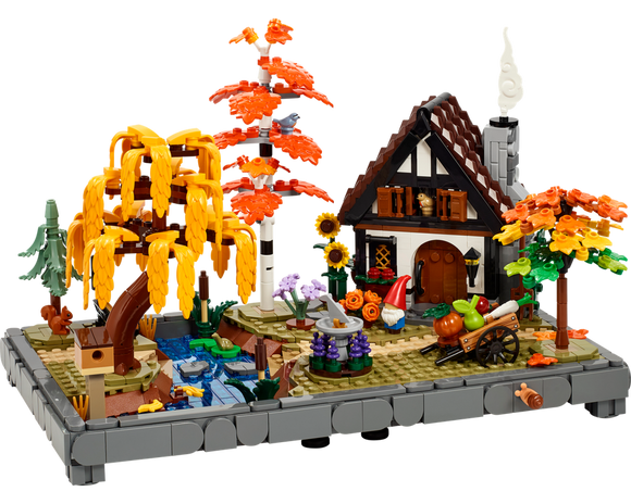 LEGO® Autumn Cottage Garden 11372