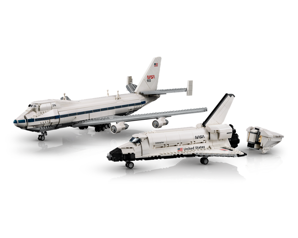 LEGO® Shuttle Carrier Aircraft 10360