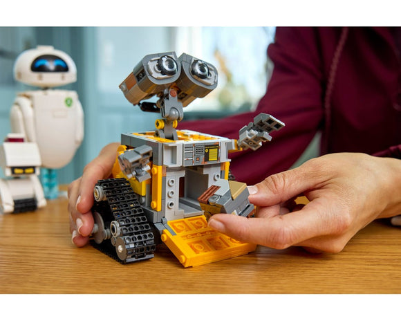 LEGO® WALL-E and EVE 43279