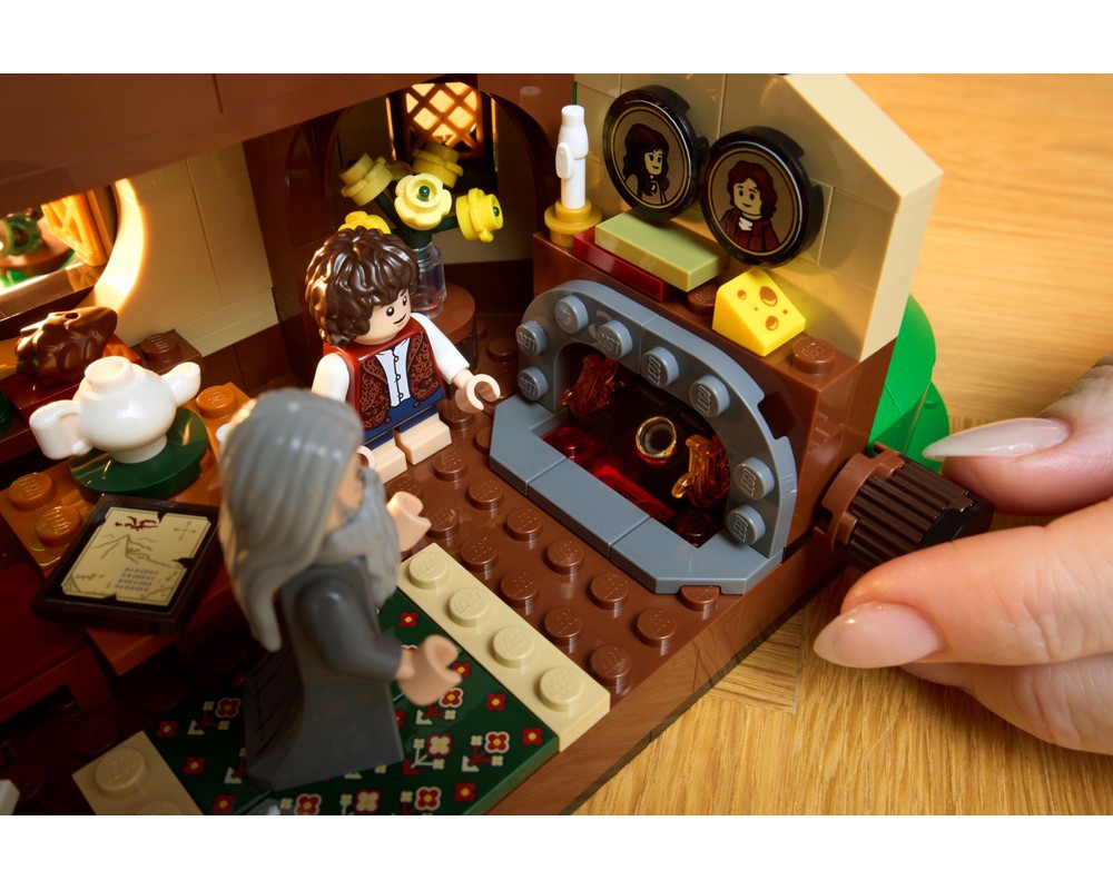 LEGO® The Lord of the Rings: The Shire™ 10354