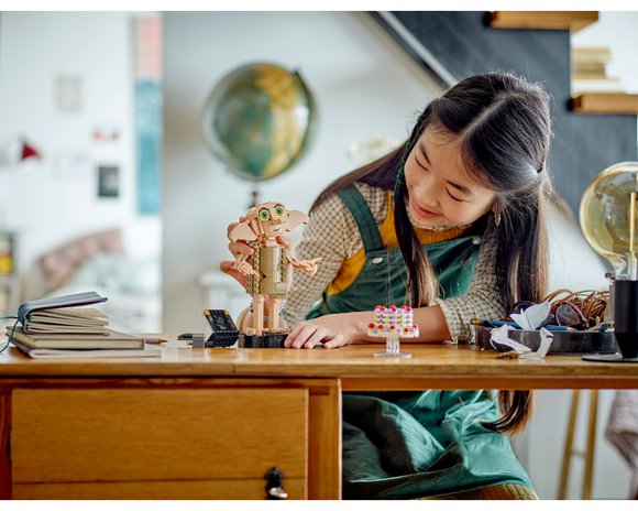 LEGO® Dobby™ the House-Elf 76421