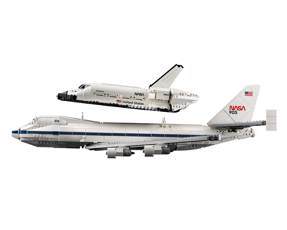 LEGO® Shuttle Carrier Aircraft 10360