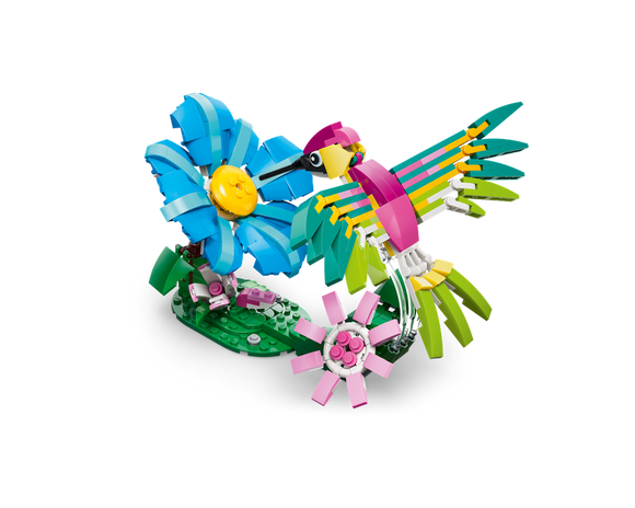 LEGO® Wild Animals: Colourful Hummingbird 31384