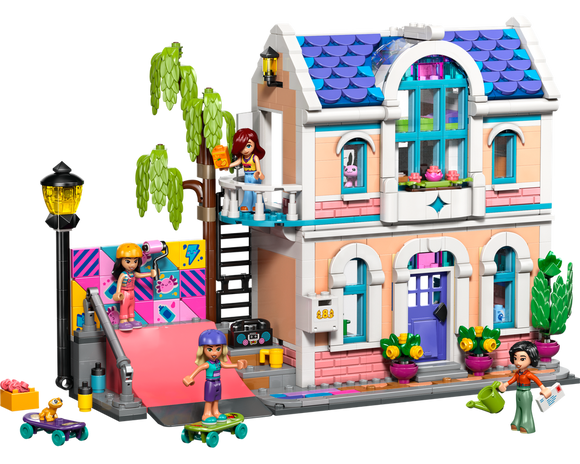LEGO® Liann's Family House 42687