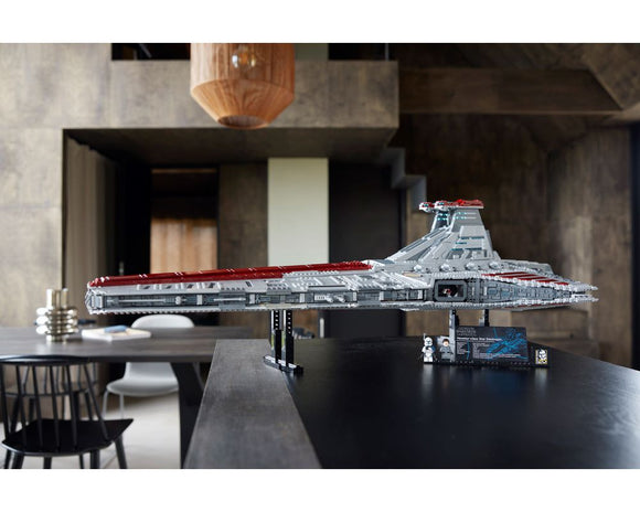 LEGO® Venator-Class Republic Attack Cruiser 75367