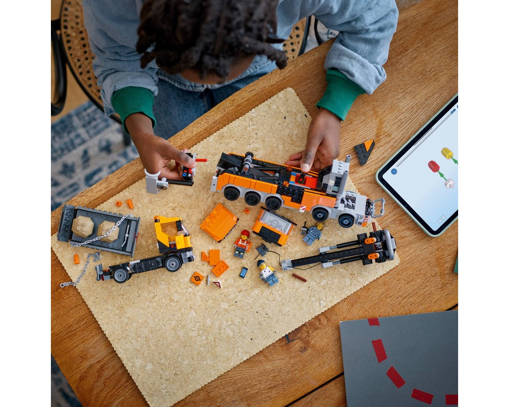 LEGO® Heavy-Duty Recovery Tow Truck with Crane 60467