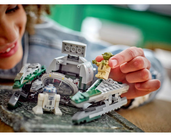LEGO® Yoda's Jedi Starfighter™ 75360