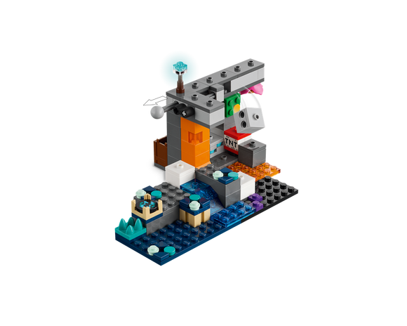 LEGO® The Warden Encounter 21274