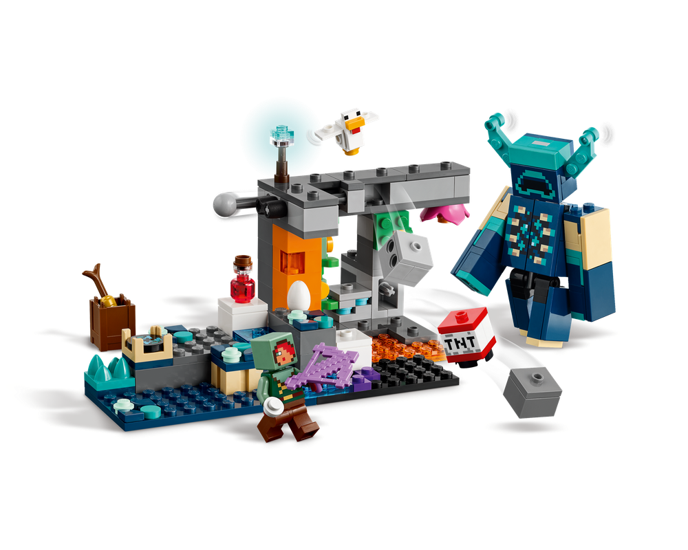 LEGO® The Warden Encounter 21274