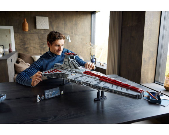 LEGO® Venator-Class Republic Attack Cruiser 75367