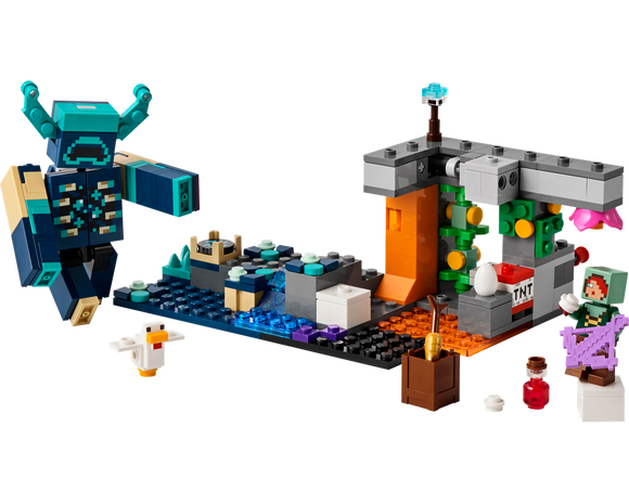 LEGO® The Warden Encounter 21274