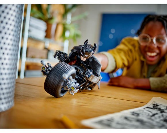 LEGO® Batman™ Construction Figure and the Bat-Pod Bike 76273