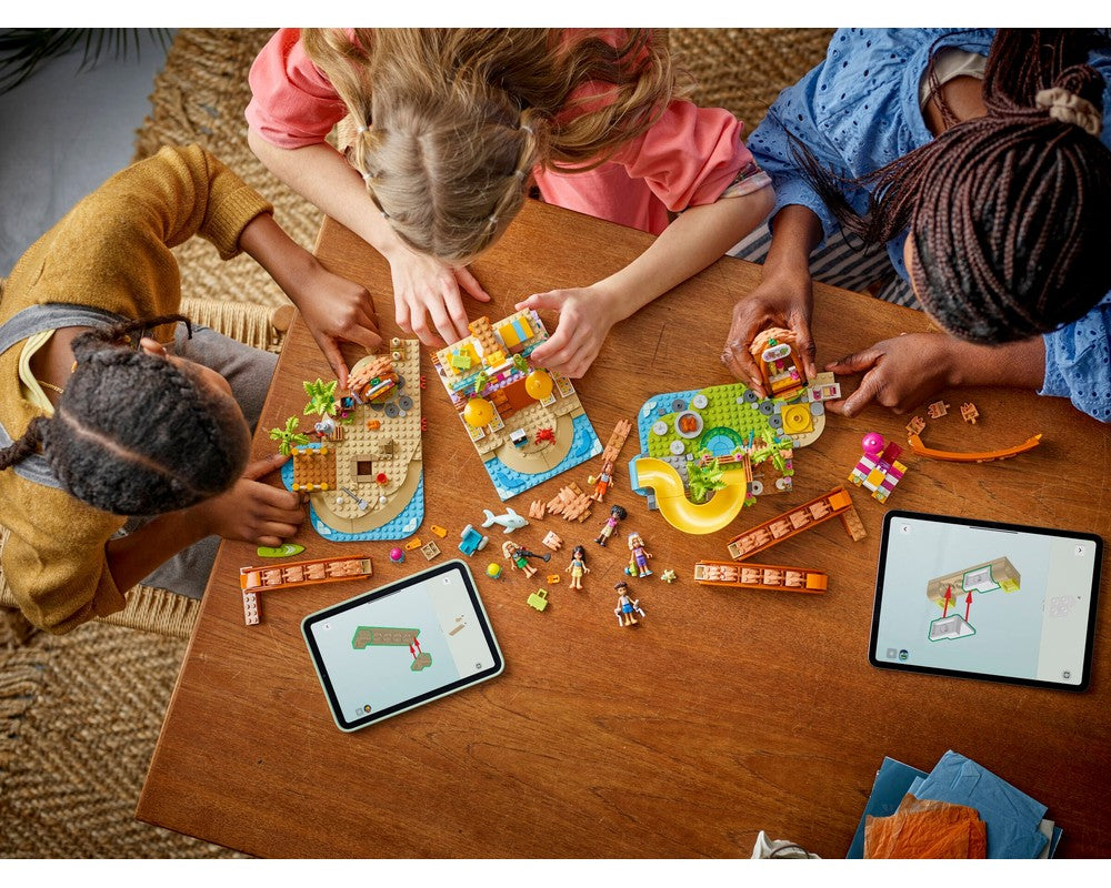 LEGO® Family Vacation Beach Resort 42673