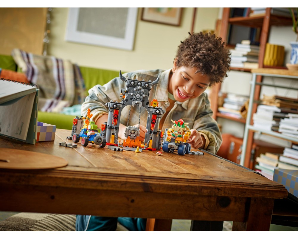 LEGO® Mario Kart™ – Bowser's Castle 72039