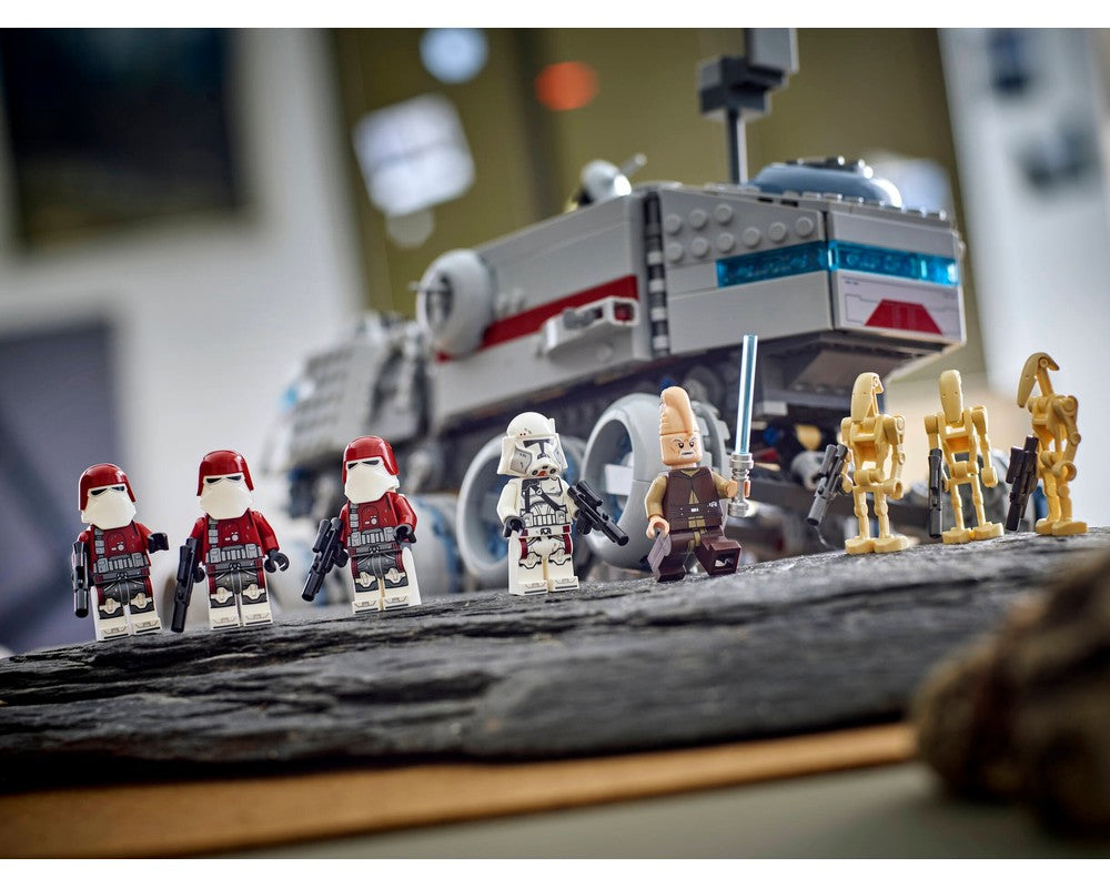 LEGO® Republic Juggernaut 75413