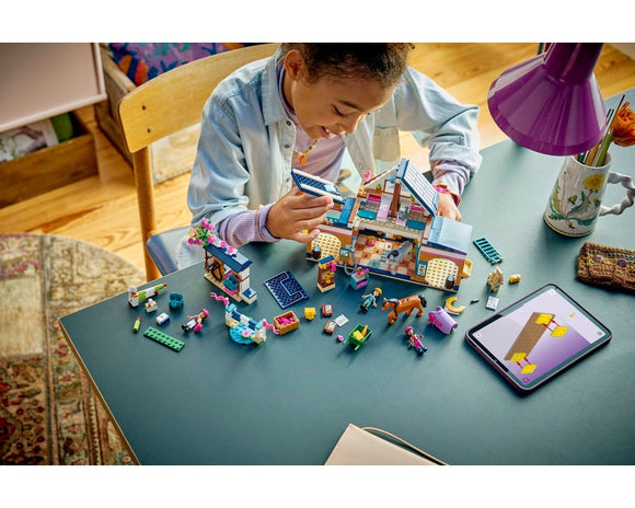 LEGO® Horse Stable and Riding Academy 42688