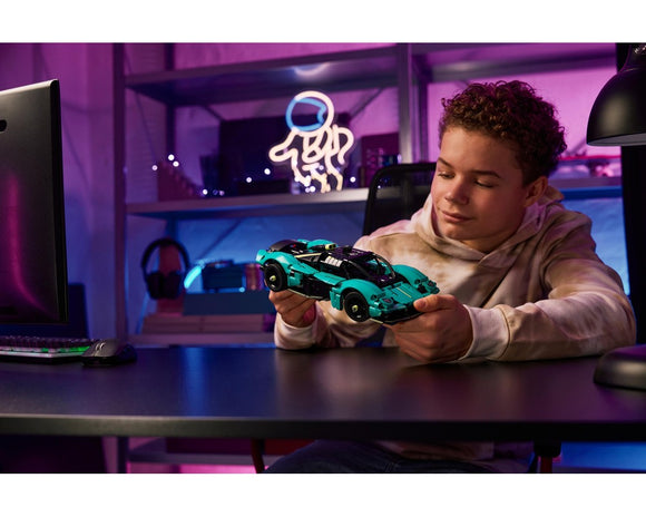 LEGO® Aston Martin Valkyrie 42208