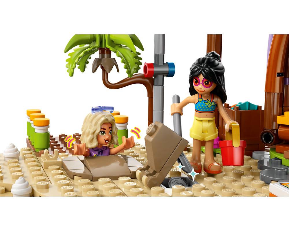 LEGO® Family Vacation Beach Resort 42673