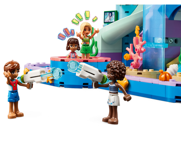 LEGO® Heartlake City Water Park 42630