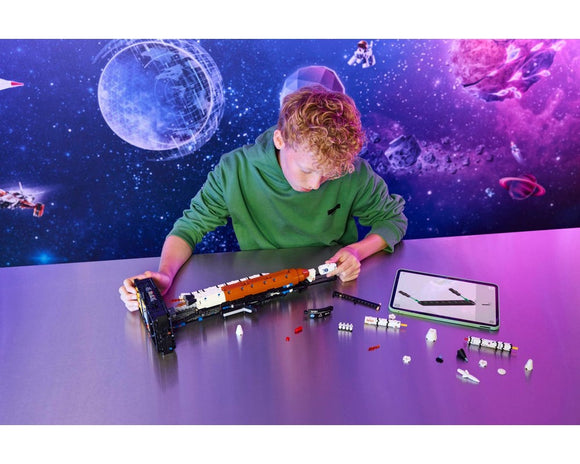 LEGO® NASA Artemis Space Launch System Rocket 42221
