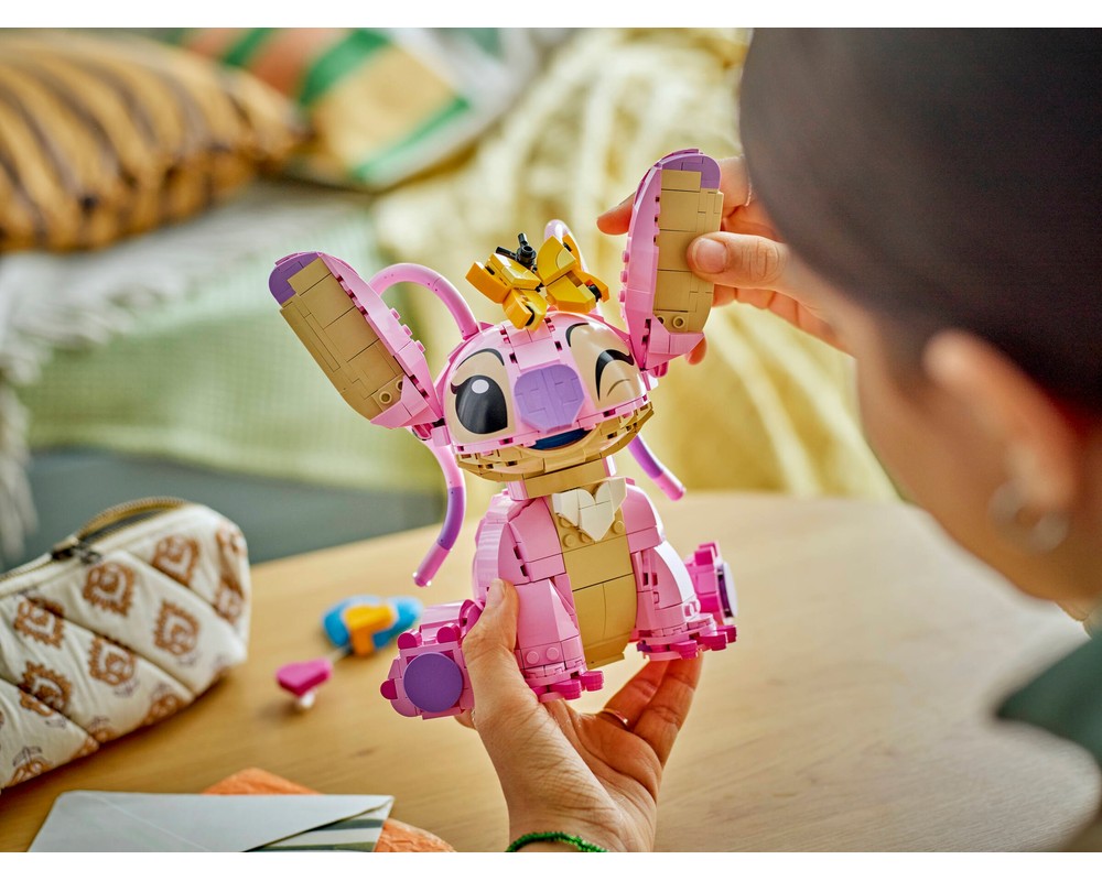 LEGO® Angel 43257