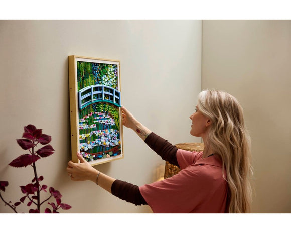 LEGO® Claude Monet – Bridge over a Pond of Water Lilies 31220
