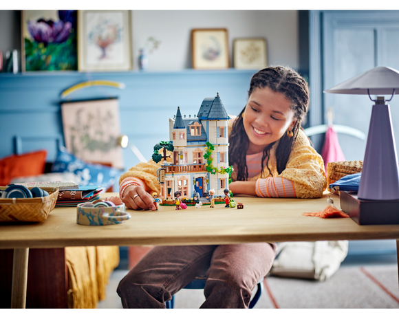 LEGO® Castle Bed and Breakfast 42638