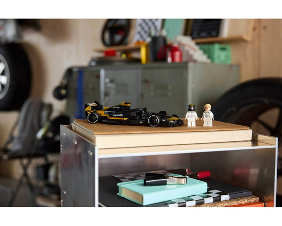 LEGO®  APXGP Team Race Car from F1® The Movie 77252