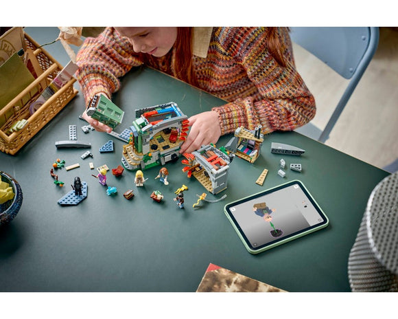 LEGO® Luna Lovegood's House 76467