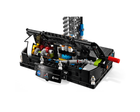 LEGO® NASA Artemis Space Launch System Rocket 42221