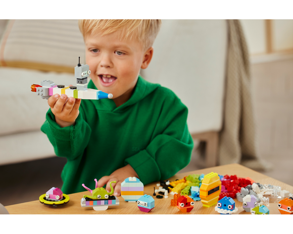 LEGO® Creative Space Planets 11037