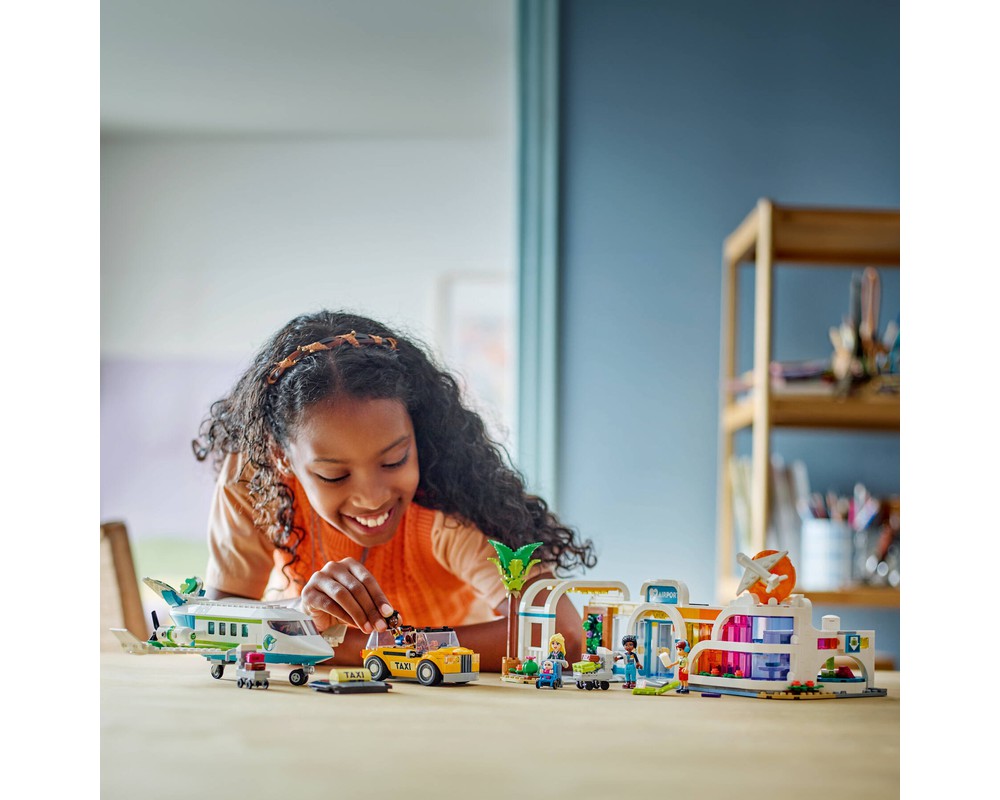 LEGO® Heartlake City Airport and Airplane 42656