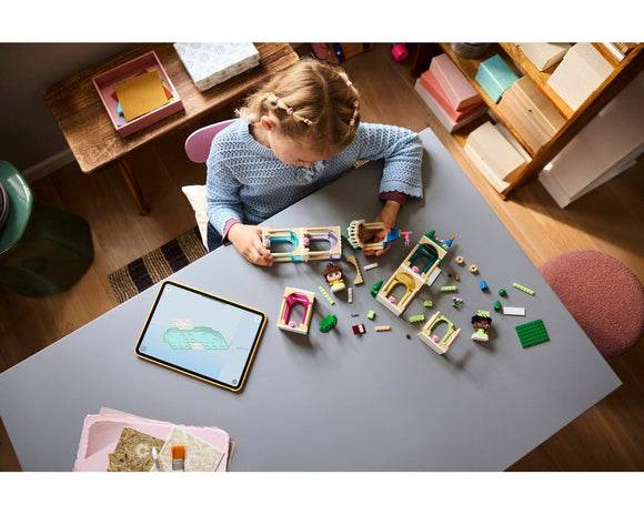 LEGO® Mini Belle & Tiana with Castle 43291