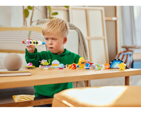 LEGO® Creative Space Planets 11037