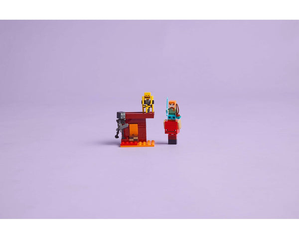 LEGO® The Nether Lava Battle 21266