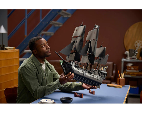 LEGO® Captain Jack Sparrow's Pirate Ship 10365